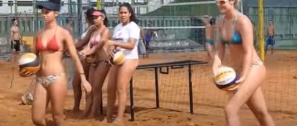 beach-volleyball-bikini-tops